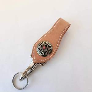 Llavero de cuero de piel de vaca Llaveros de color personalizados Llavero de cuero de calidad duradera más vendido en artículos de regalo promocionales - Product Image 5