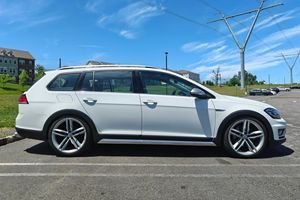 Volkswagen Golf Alltrack S USADO de 2019 - Product Image 3