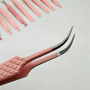 Pinces à cils en acier inoxydable à pointe fine, antistatiques, durables, avec motif antidérapant sur le dessous - Product Image 3