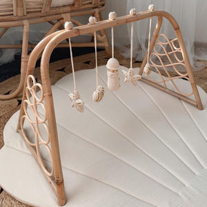 Tapis de jeu pour bébé en rotin naturel de qualité supérieure, prix compétitif, tapis de jeu pour tout-petit fait main. - Product Image 2