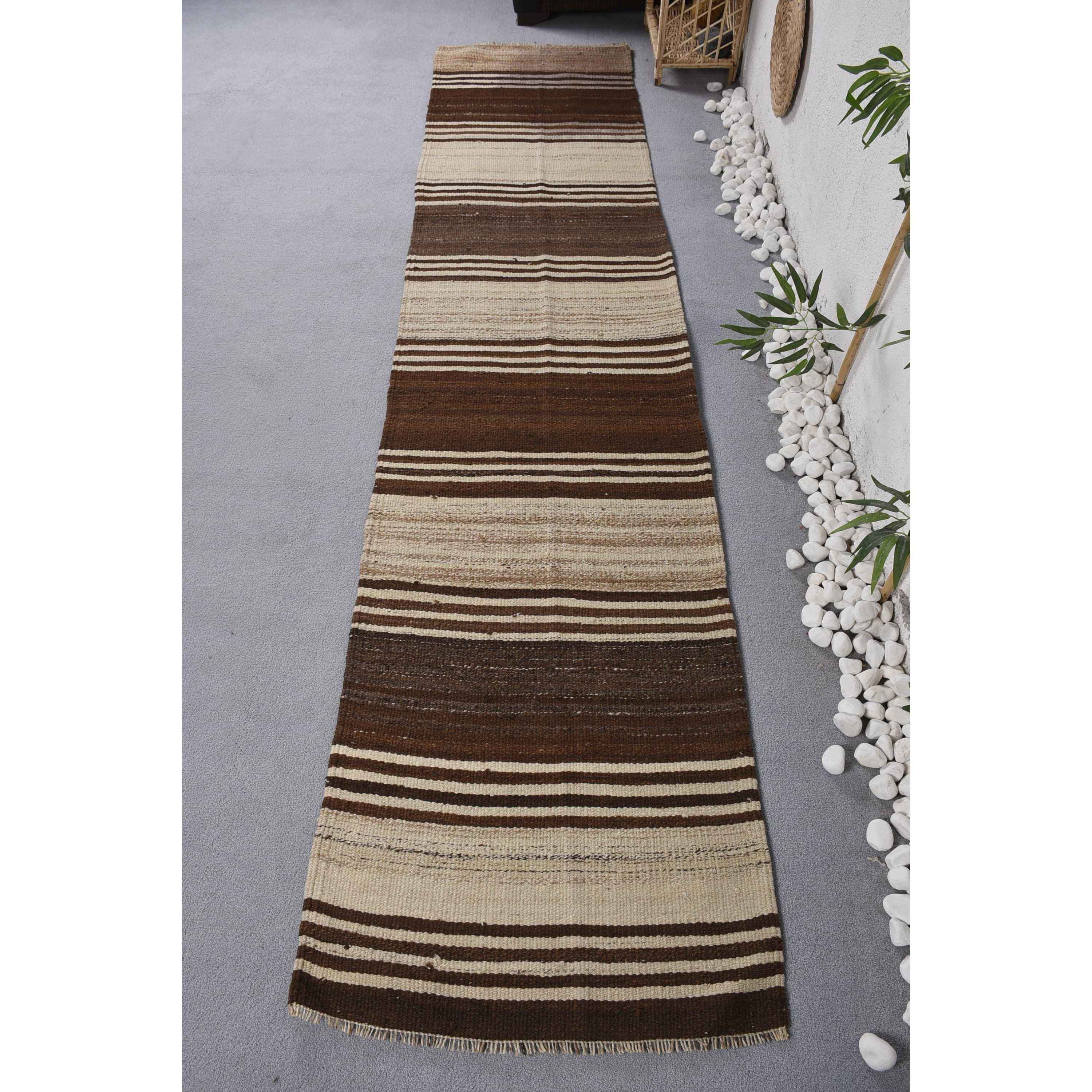 สีน้ำตาล