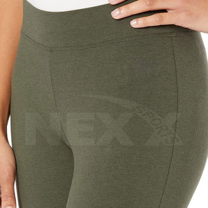 Leggings de yoga pour femmes de couleur unie en matériau durable de haute qualité avec nouveau design - Product Image 5