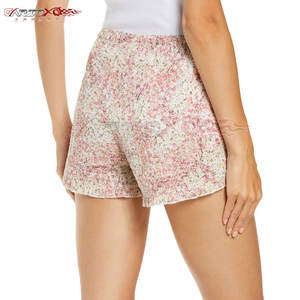 Pantalones cortos de playa estampados para mujer con diseño colorido y tacto suave para la piscina Pantalones cortos de playa de moda para mujer - Product Image 3