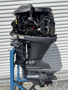 Moteur hors-bord industriel d'occasion 2015 F90TLRB 90 CV 4 temps EFI avec garantie de 3 ans - Product Image 2