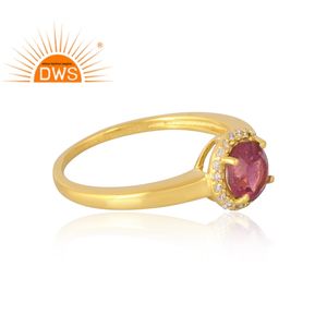 แหวนเงินแท้ 925 ชุบทอง 18K ประดับด้วยพลอย CZ และทัวร์มาลีนสีชมพู งานแฮนด์เมด ผู้ผลิตเครื่องประดับเดมิไฟน์ - Product Image 4