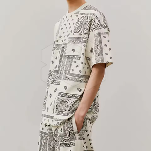 เสื้อยืดโอเวอร์ไซส์แขนสั้นคุณภาพสูงสำหรับผู้ชาย ผลิตจากโพลีเอสเตอร์/คอตตอน แห้งเร็วและระบายอากาศดี บริการ OEM - Product Image 3