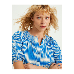 Robe en coton rayée BGN avec des rayures détaillées et des accessoires, style décontracté, modèle S23D425 - Product Image 4