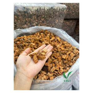 Matériau de cosse de noix de coco Vietnam gros copeaux de fibre de coco pour mélange de sol aménagement paysager et lits de plantation - Product Image 5