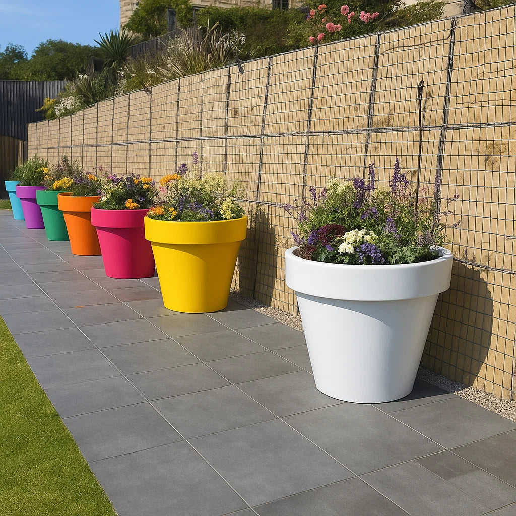 16 colours available