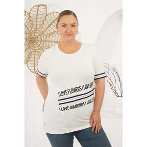 Camiseta de Mujer Talla Grande RMG en Color Crudo, Mezcla de Viscosa con Estampado Gráfico 'I Love', Top de Manga Corta en Tejido Cómodo - Product Image 1