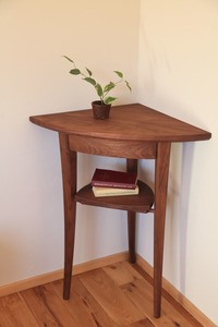 Eco friendly <b>wooden</b> <b>side</b> <b>table</b> handcrafted from sustainably sourced hardwood for elegant yet conscious decorating - Product Image 6