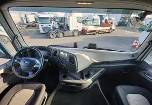 Camion Usato Ford F-Max 500 2 4x2 Diesel Automatico Euro 6 del 2023, Guida a Sinistra, Trattore Leggero in Buone Condizioni - Product Image 5