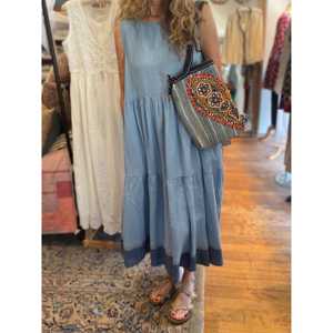 Robe en lin VIDYA décontractée, courte, tendance, style bretelles spaghetti, taille unique/XS, saison printemps, longueur ras du sol, offre ODM - Product Image 1