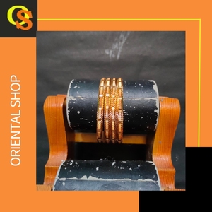 Brazaletes Hechos a Medida OEM con Baño de Oro de 22 Quilates, Brazaletes Redondos Hechos a Mano para la Venta por Exportadores Indios - Product Image 4