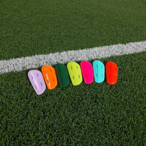 Espinillera con logotipo personalizado protección 2025 adultos nuevo elástico de silicona transpirable - Product Image 2