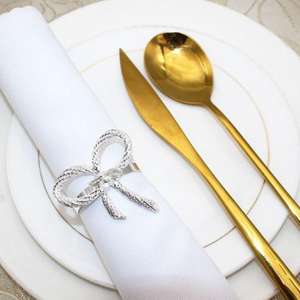 Servilleteros de acero inoxidable elegantes y funcionales con materiales ecológicos, perfectos para ocasiones de comedor casuales y formales - Product Image 6