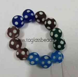 Cuentas de Vidrio Color Granate Claro Hechas a Medida, Ideales para la Reventa por Diseñadores de Joyería y Tiendas de Cuentas, en Forma Cilíndrica - Product Image 3