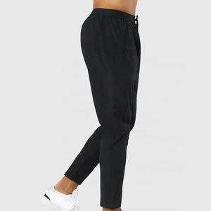 Alta calidad último diseño ligero al por mayor cómodo Fitness Wear hombres pantalones de chándal en color negro - Product Image 4