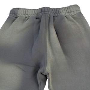 Pantalones Deportivos para Hombre con Parches Gráficos, Corte Holgado, Felpa, Estilo Urbano, Decorados, Casuales, para Uso Diario - Product Image 3
