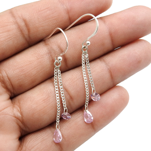 Fabulous Look 925 Sterling Silver Pink Cubic Zirconia Classic Look Pendientes para fiestas de cumpleaños Joyería hecha a mano Proveedor a granel - Product Image 3