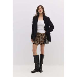 Shorts Diarios Mini con Cintura Elástica y Cordón Ajustable 100% Poliéster - Product Image 4