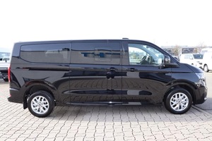 Nuovissimo VW T7 Caravelle Life Lang 9 Posti 4 Cilindri 150 CV Van/Minibus GCC Diesel Trasmissione Automatica Euro6e - Product Image 5
