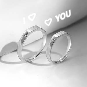 แหวนคู่รัก Jeulia Sterling Silver I Love You แบบฉายภาพเคลือบโรเดียมและทองคำ ประดับอัญมณีสุดโรแมนติก ของขวัญเครื่องประดับ - Product Image 1