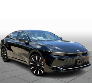 Toyota Crown Platinum SEDAN d'occasion en excellent état - Product Image 1