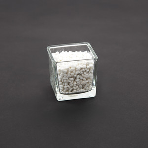 03011WT - Rocas Trituradas Blancas - (Bolsa de 1 lb) - Product Image 1