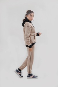 Conjunto de Chándal de Dos Piezas Personalizado para Mujer, Sudadera con Capucha y Pantalones Jogger, Ropa Casual para Estar en Casa, Venta al Por Mayor OEM - Product Image 4