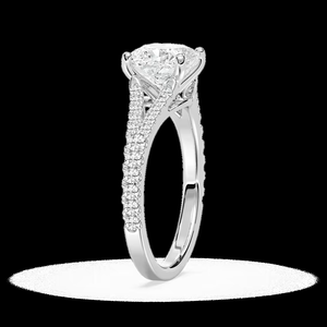 Bague de fiançailles en diamant de laboratoire taille coussin de 2,25 CTW, bande pavée à tige fendue, certifiée IGI, or massif 14 carats - Product Image 3