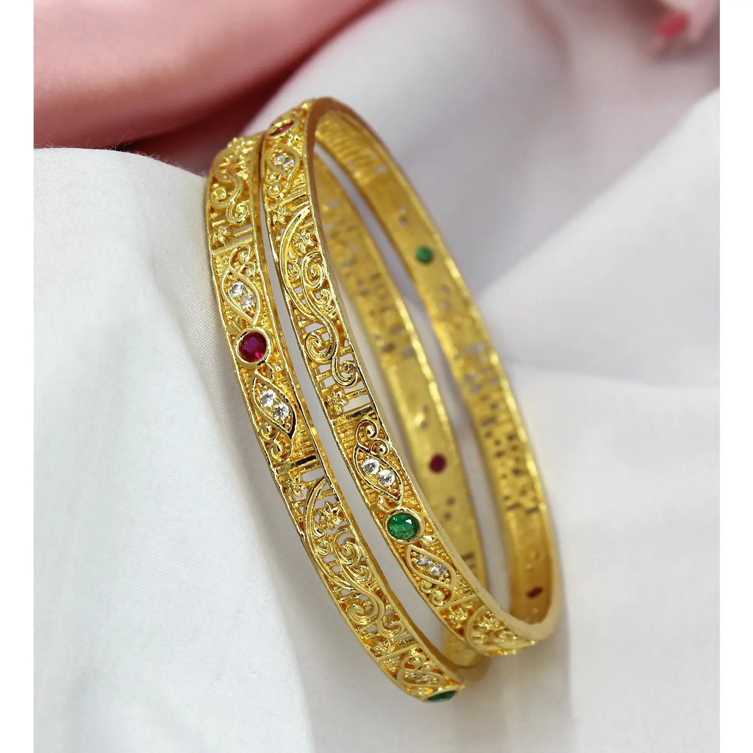 Set di braccialetti antichi in ottone puro alla moda da 2 pezzi placcati in oro micro Dubai jewellery for Dubai con cinturino al miglior prezzo