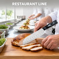 Santoku koksmes restaurant professionele keukenlijn voorbereidingswerk vlees groente scherp snijgereedschap station dagelijks gebruik