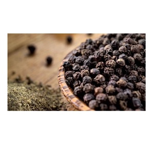 Pimienta negra entera orgánica a la venta a precios económicos a granel procedente de granjas de calidad y procesada para exportación al por mayor - Product Image 1