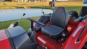 Tracteur agricole multifonction Massey Ferguson 2E.50 70-200 CV à roues/chenilles 2025 - Product Image 4