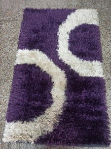 Alfombra de seda con patrón bordado de calidad estándar para uso doméstico y hotelero disponible a precio mayorista de la India - Product Image 2