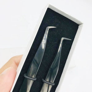 Pince à cils professionnelle en acier inoxydable revêtue de titane anti-magnétique à poignée confortable Outils à pointe lisse pour l'extension des cils - Product Image 4