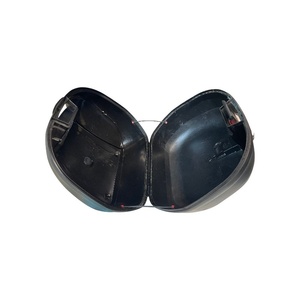 Top Case Arrière GIVI Monolock pour Sport City 125 2005 Aprilia Original, Fabriqué en Plastique ABS Durable avec Plaque et Accessoires - Product Image 3