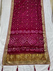 Sari Étnico de Seda Gaji con Bordado de Lentejuelas de 3mm, Diseño Sólido, Elástico y Ecológico - Product Image 3