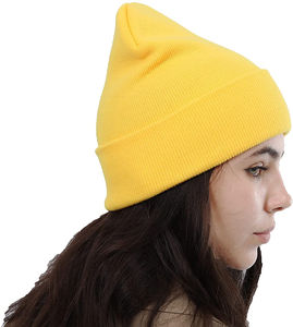 Beanie en tricot personnalisé OEM/ODM |   Chapeau d'hiver unisexe à revers avec broderie 3D et design dessiné à la main |   Casquette douce et chaude, idéale pour la plage et le quotidien, très prisée - Product Image 5