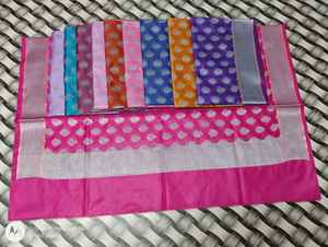 Banarasi Silk Dupatta élégant avec des motifs de tissage Zari disponibles en plusieurs nuances pour les tenues de fête et d'occasion spéciale - Product Image 2