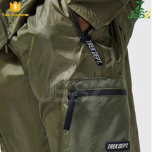 Conjunto de cortavientos deportivo de 2 piezas de alta calidad más vendido, chaquetas duraderas con estilo, pantalones con logotipo personalizado, proveedor mayorista a granel - Product Image 2