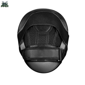 Qualité professionnelle personnalisée 16oz Focus mitaines noir en cuir PU respirant poinçonnage et coups de pied boxe Muay Thai coussinets d'entraînement - Product Image 3