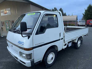 Camioneta Isuzu Fargo Usada de 1990, 4x4, LT, Grado Industrial, OEM, Volante a la Derecha - Product Image 3