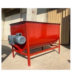 Nueva Trituradora Horizontal para Mezclar y Procesar Alimento Uniforme para Animales, Capacidad de 1 Tonelada/Hora, Acero Inoxidable 304 - Product Image 3