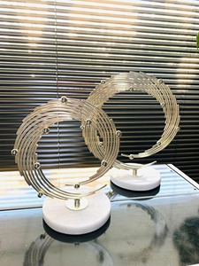 Pièce maîtresse de table décorative de conception ronde élégante pièce maîtresse pour bureau décor d'événement affichage de cadeau accent moderne - Product Image 6