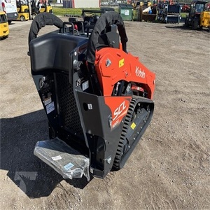 เครื่องจักรตีนตะขาบขนาดเล็ก2022 Kubota ที่แข็งแรงเครื่องจักรลื่นไถล SCL1000สำหรับวิศวกรรมและงานก่อสร้างพร้อมส่ง - Product Image 6