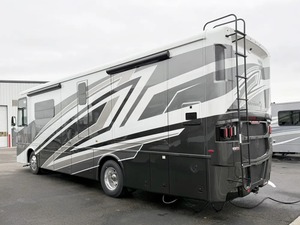VENTES AUX ENCHÈRES PARFAITES POUR DES CAMPING-CAR NOUVEAUX ET D'OCCASION Nouveaux camping-cars N-e-w-m-a-r Northern Star 3418 2026 PRÊTS À LA LIVRAISON - Product Image 2