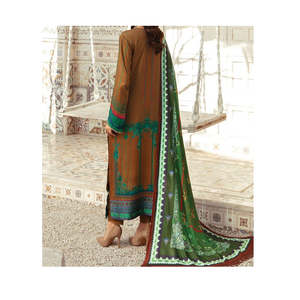 Vente chaude de robes 3 pièces en velours côtelé brodé avec des trucs respirants pour les femmes disponibles à des prix économiques - Product Image 2