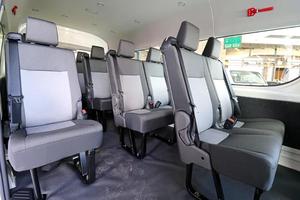 Nuevo/USADO 2026 TOYOTA HIACE TECHO ALTO V4 2.5L Cámara Trasera 360° Capacidad de Carga 31-40T Emisión Diésel/GAS Automático EN VENTA - Product Image 4